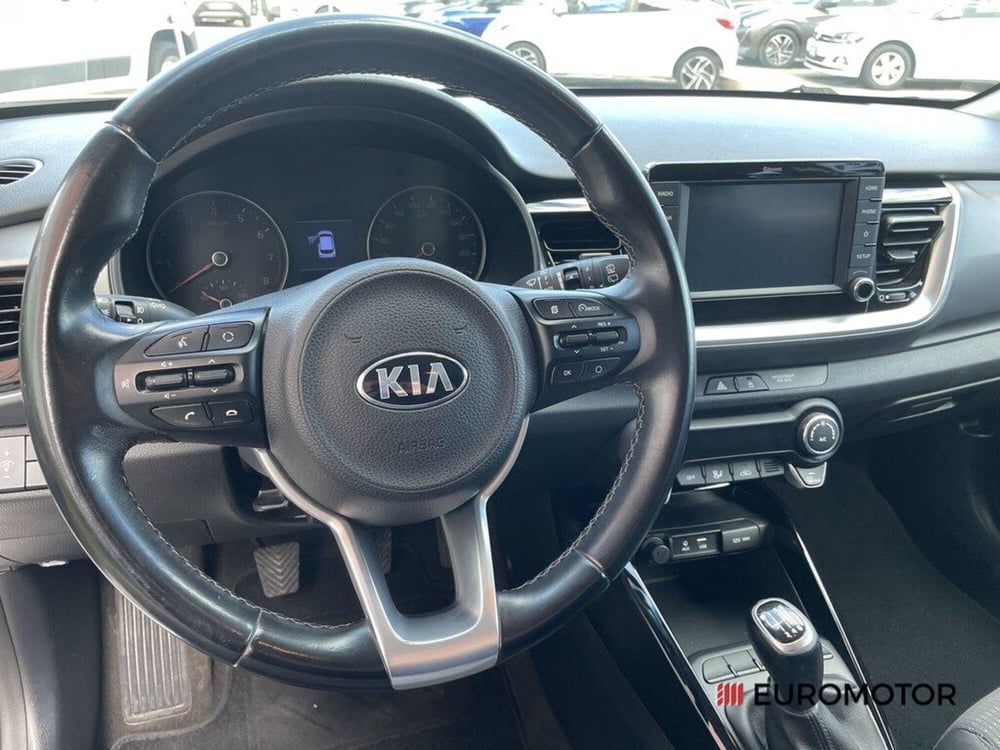 Kia Stonic usata a Bari (14)