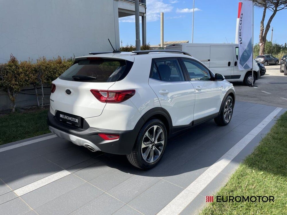 Kia Stonic usata a Bari (5)