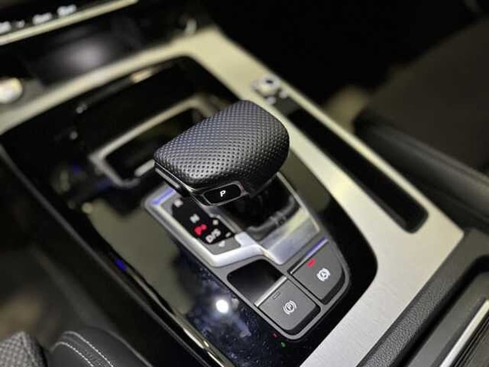 Audi Q5 Sportback usata a Genova (8)