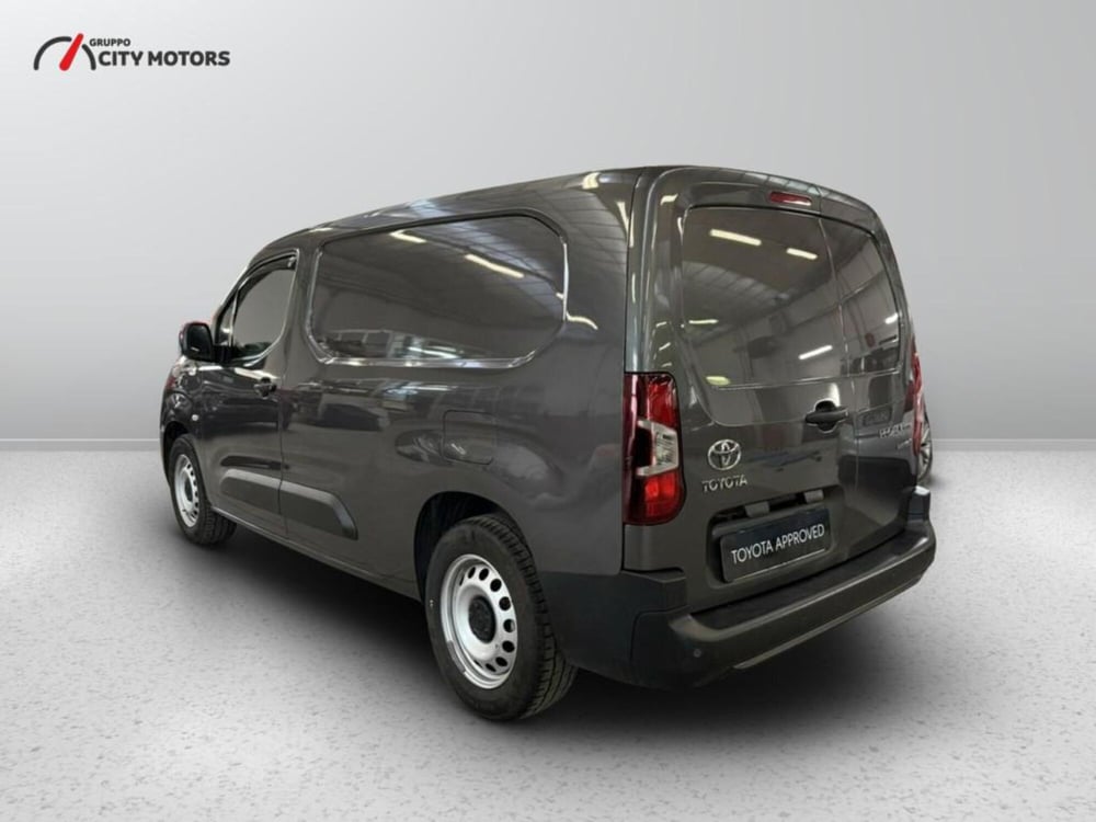 Toyota Proace City Furgone usata a Monza e Brianza (4)