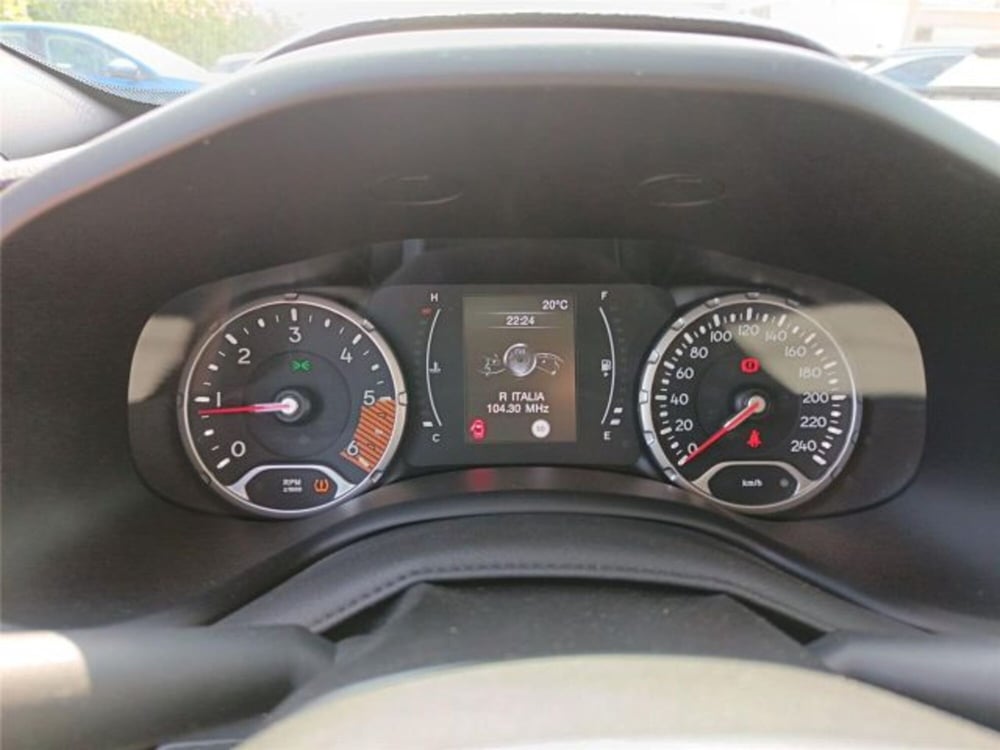 Jeep Renegade usata a Bari (16)
