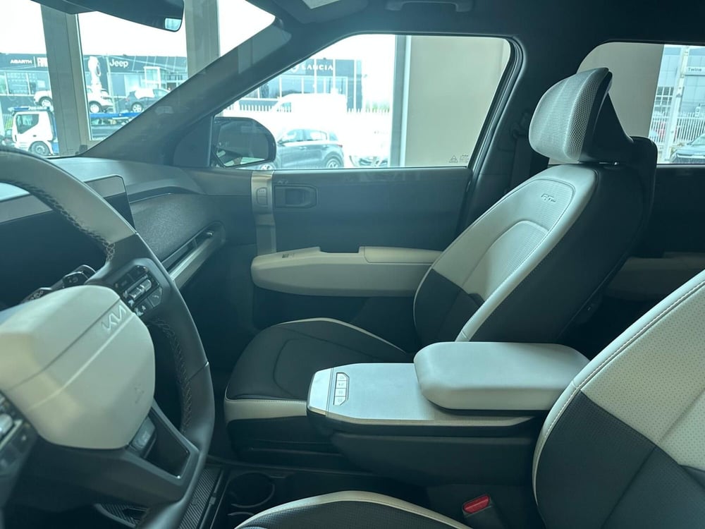 Kia EV3 nuova a Napoli (15)