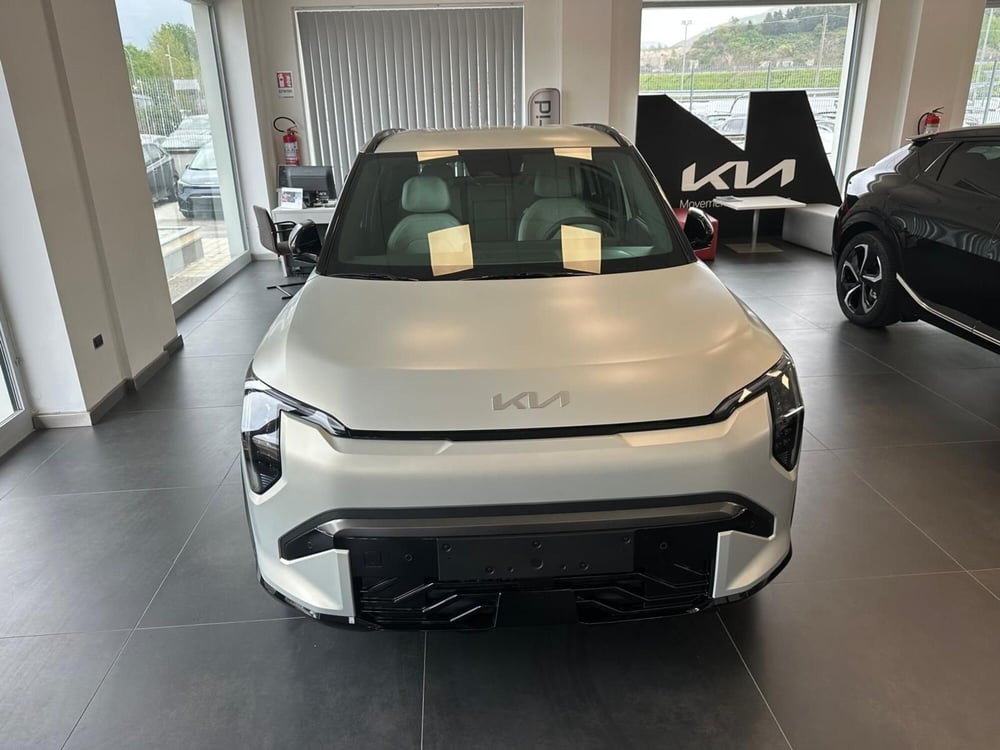 Kia EV3 nuova a Napoli (3)