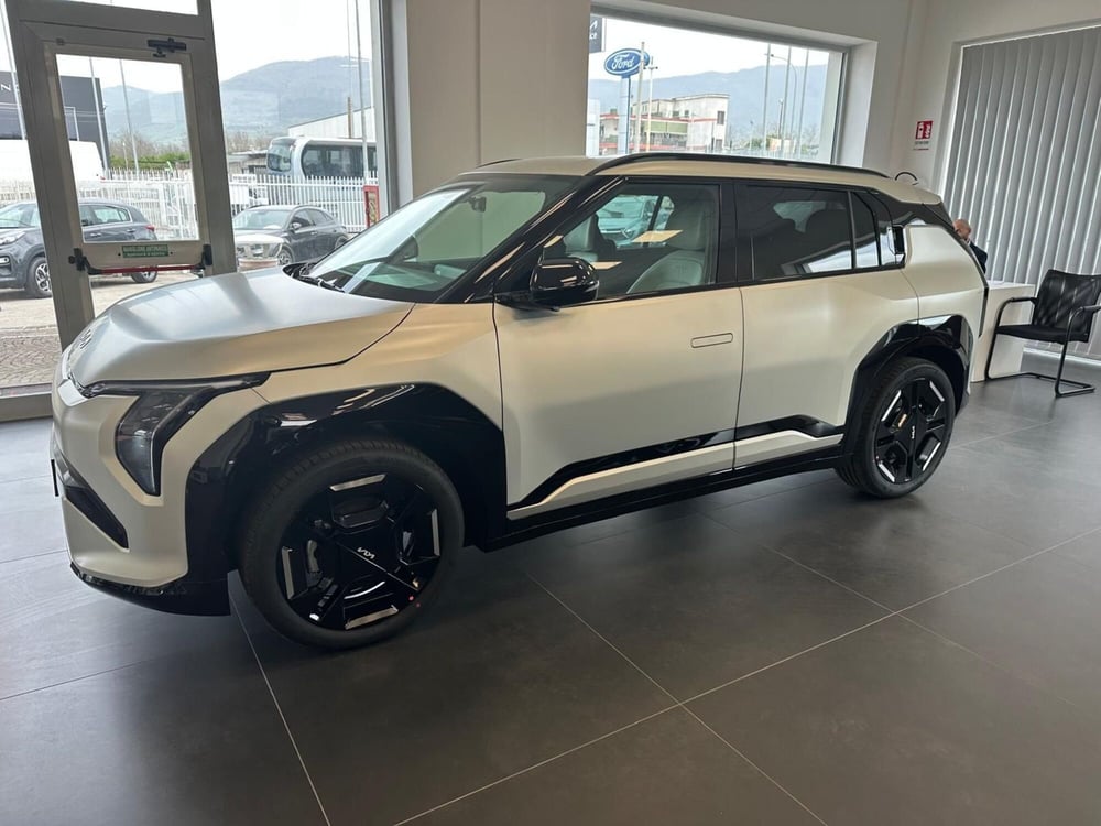 Kia EV3 nuova a Napoli (9)