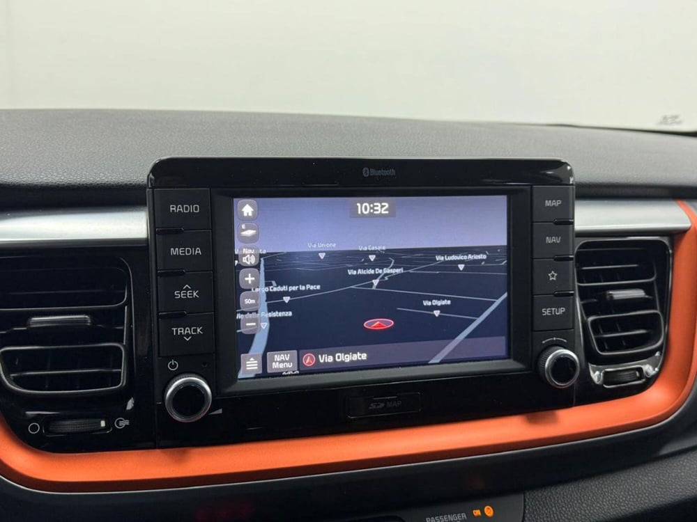 Kia Stonic usata a Como (16)