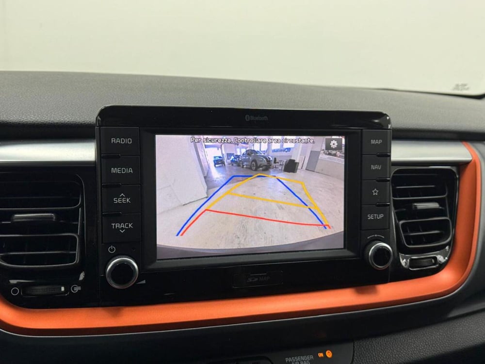 Kia Stonic usata a Como (17)