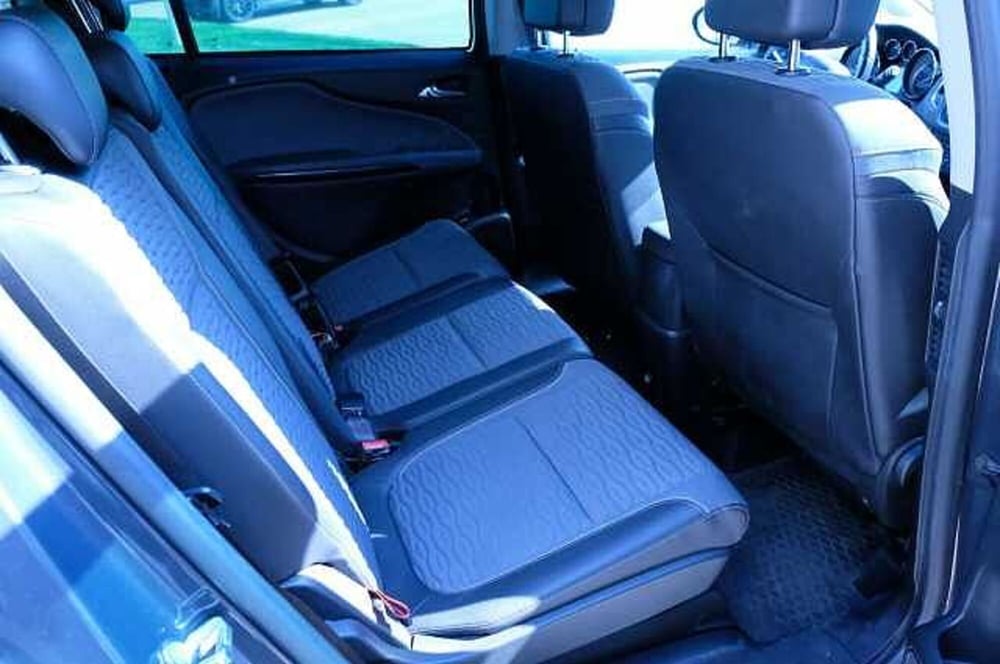 Opel Zafira Tourer usata a Mantova (4)