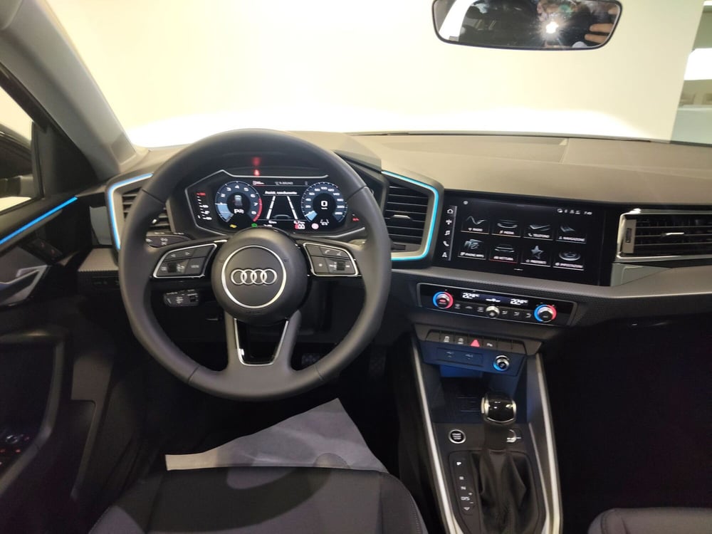 Audi A1 Sportback nuova a Modena (7)