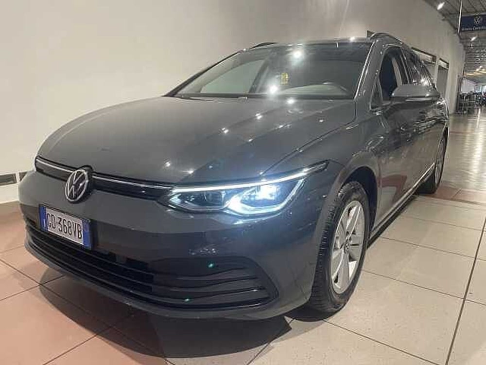 Volkswagen Golf Variant usata a Genova