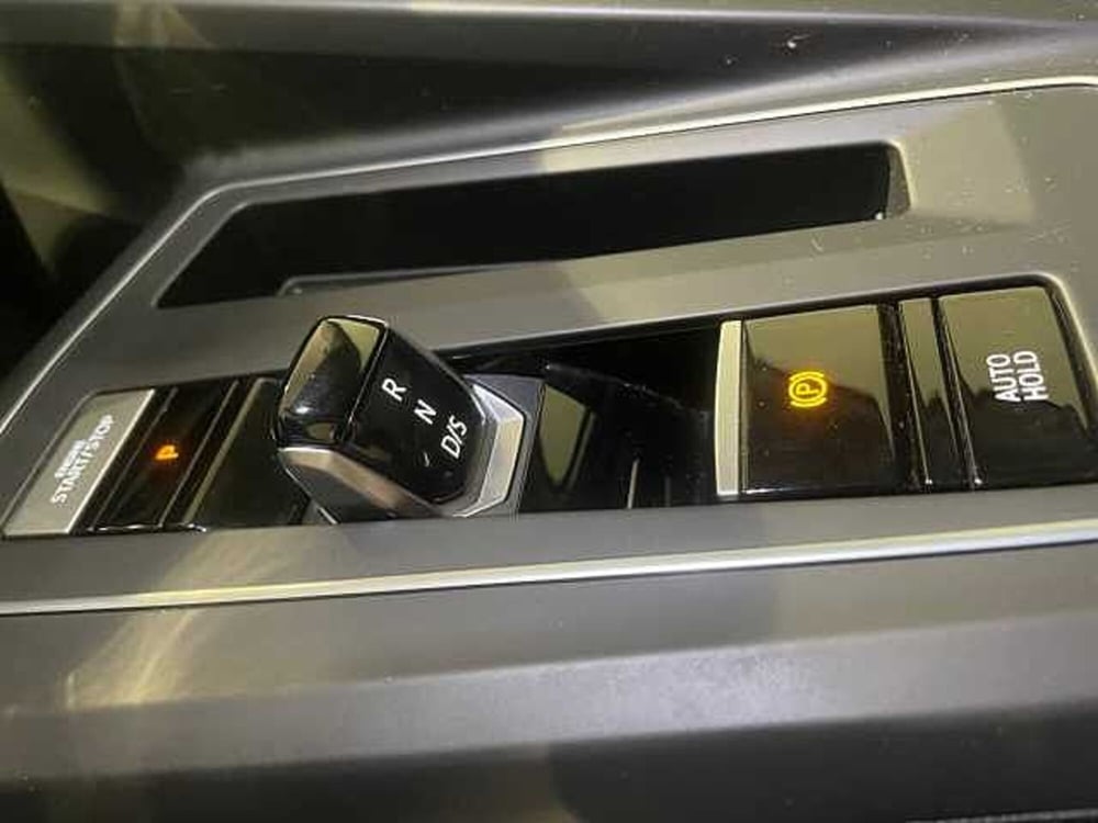 Volkswagen Golf Variant usata a Genova (11)