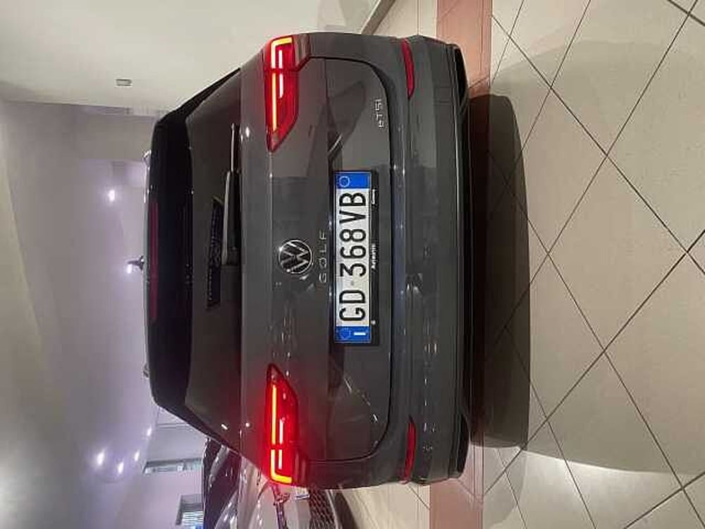 Volkswagen Golf Variant usata a Genova (4)