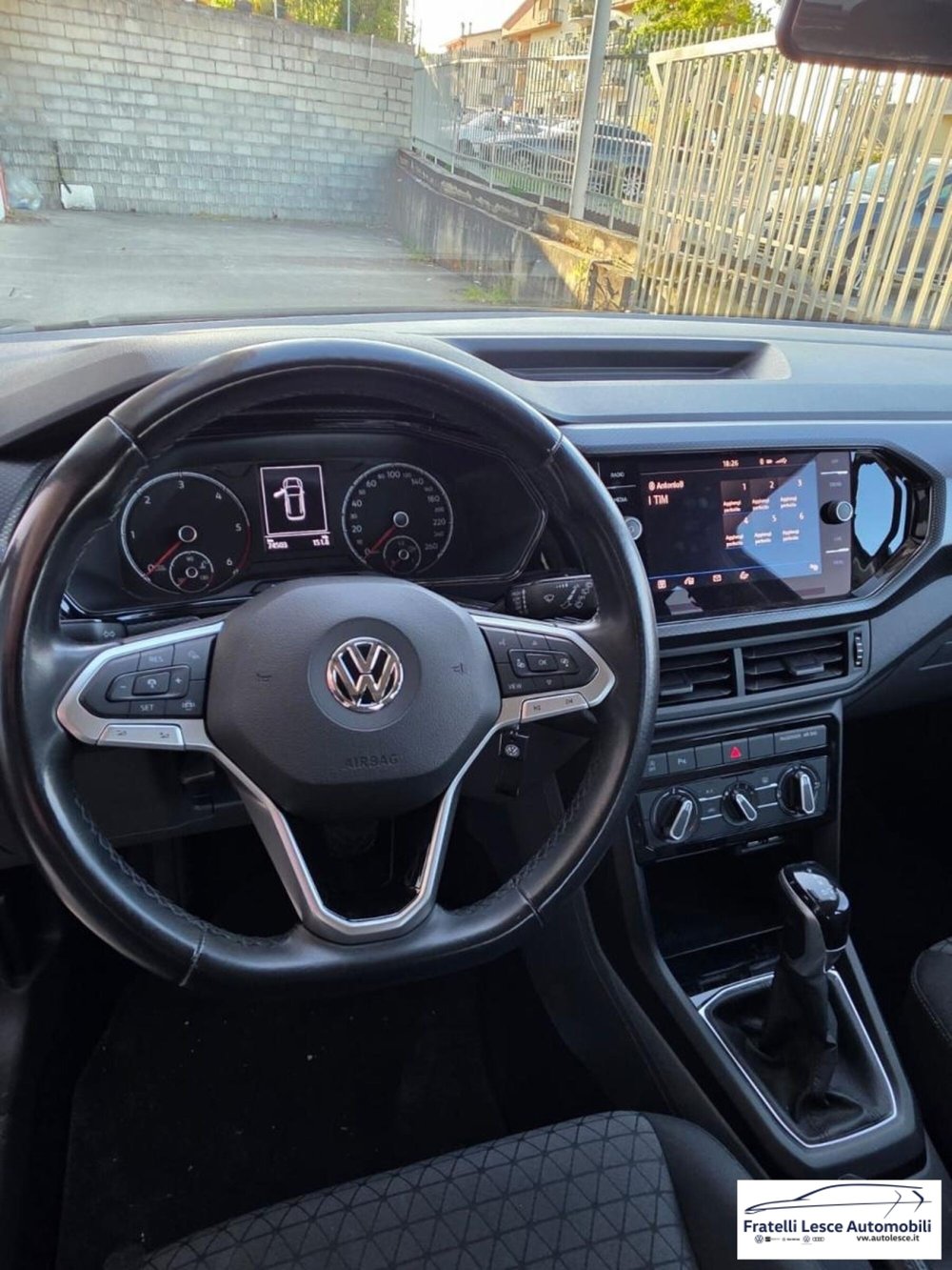 Volkswagen T-Cross usata a Cosenza (7)