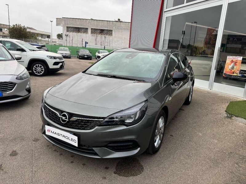 Opel Astra usata a Lecce