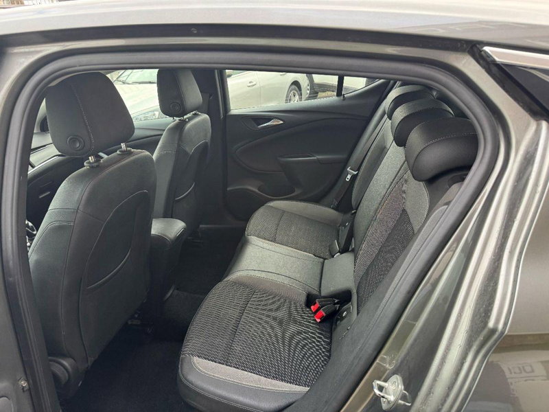 Opel Astra usata a Lecce (10)