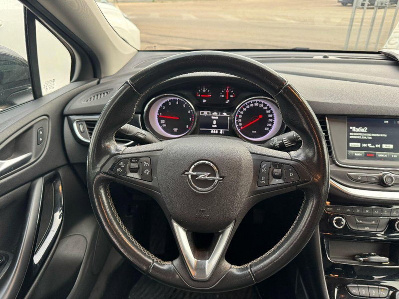 Opel Astra usata a Lecce (12)