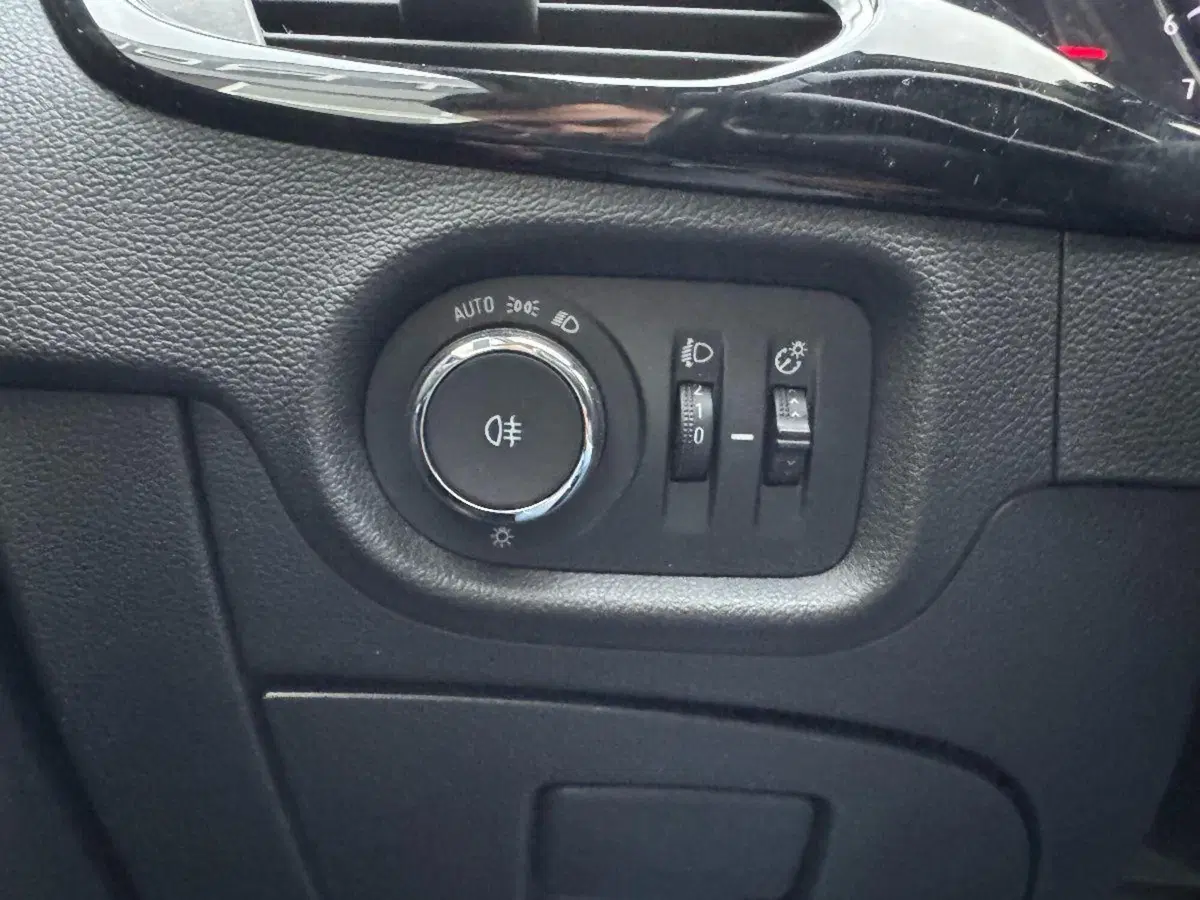 Opel Astra usata a Lecce (16)