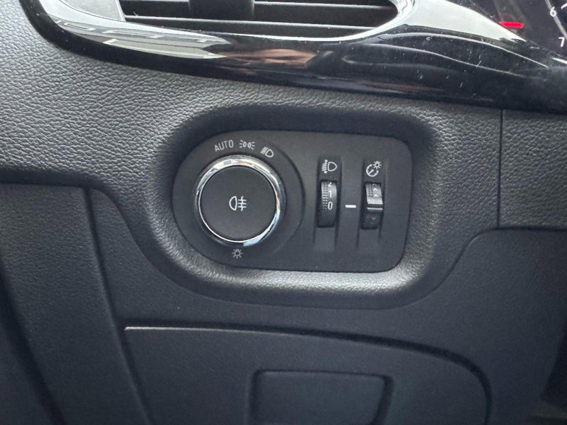 Opel Astra usata a Lecce (16)