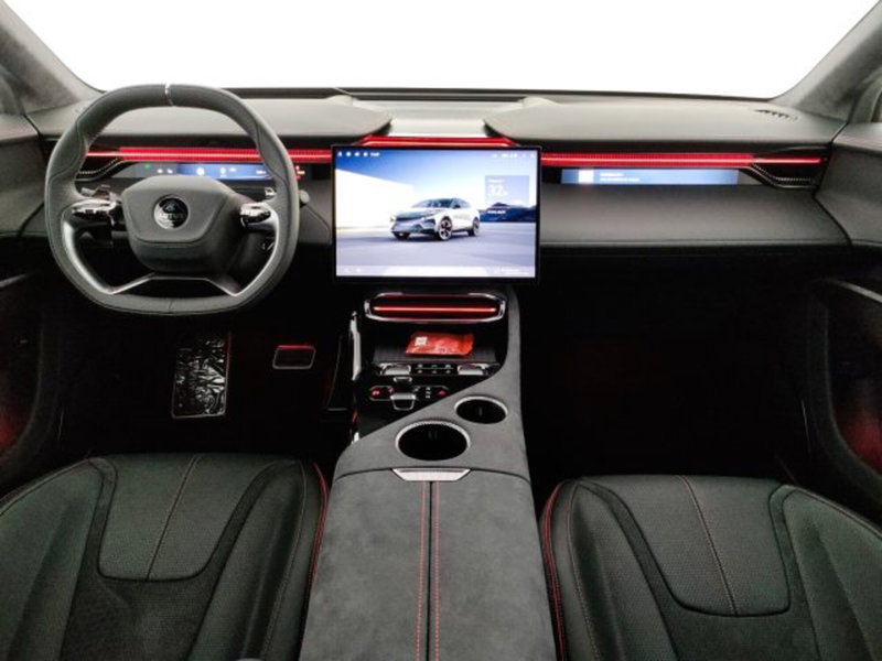 Lotus Eletre nuova a Modena (13)