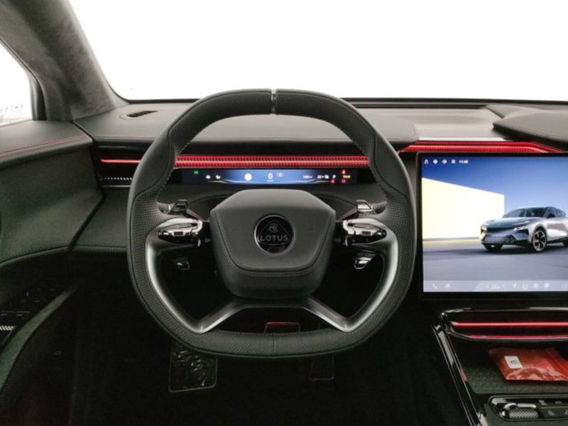 Lotus Eletre nuova a Modena (14)