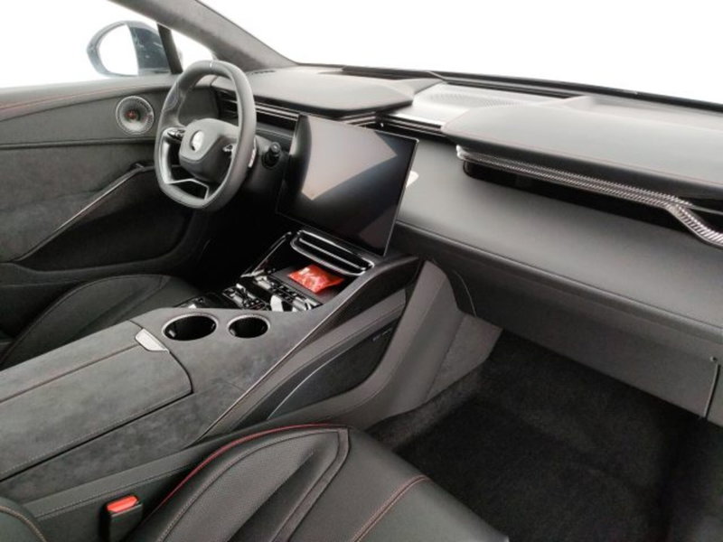 Lotus Eletre nuova a Modena (15)