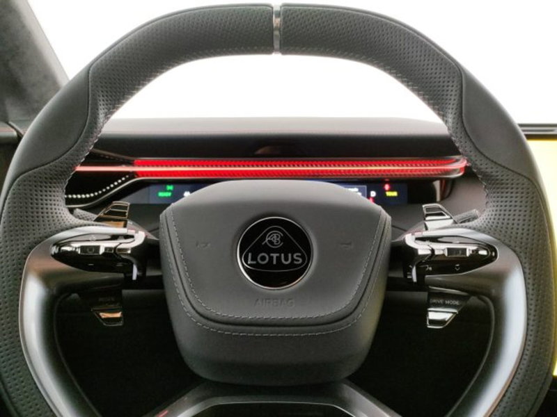 Lotus Eletre nuova a Modena (16)