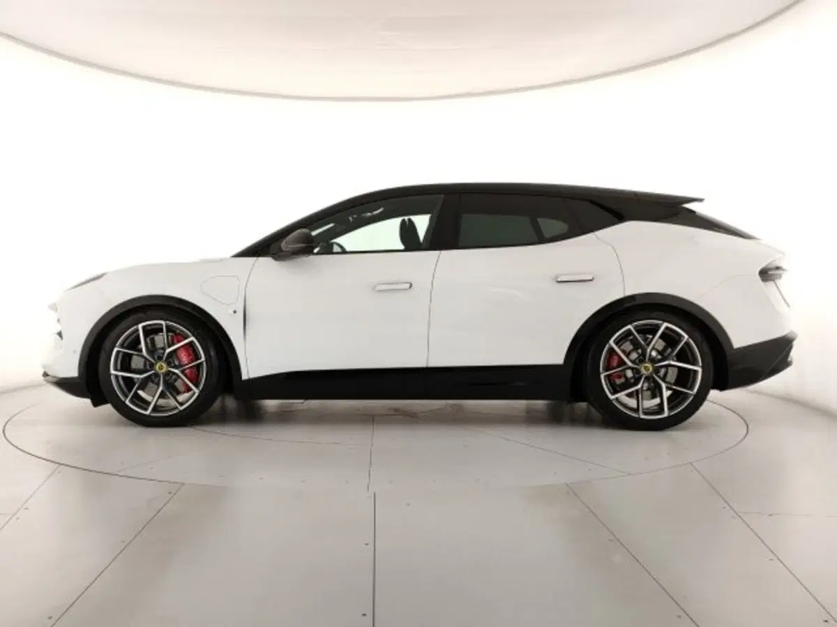Lotus Eletre nuova a Modena (3)