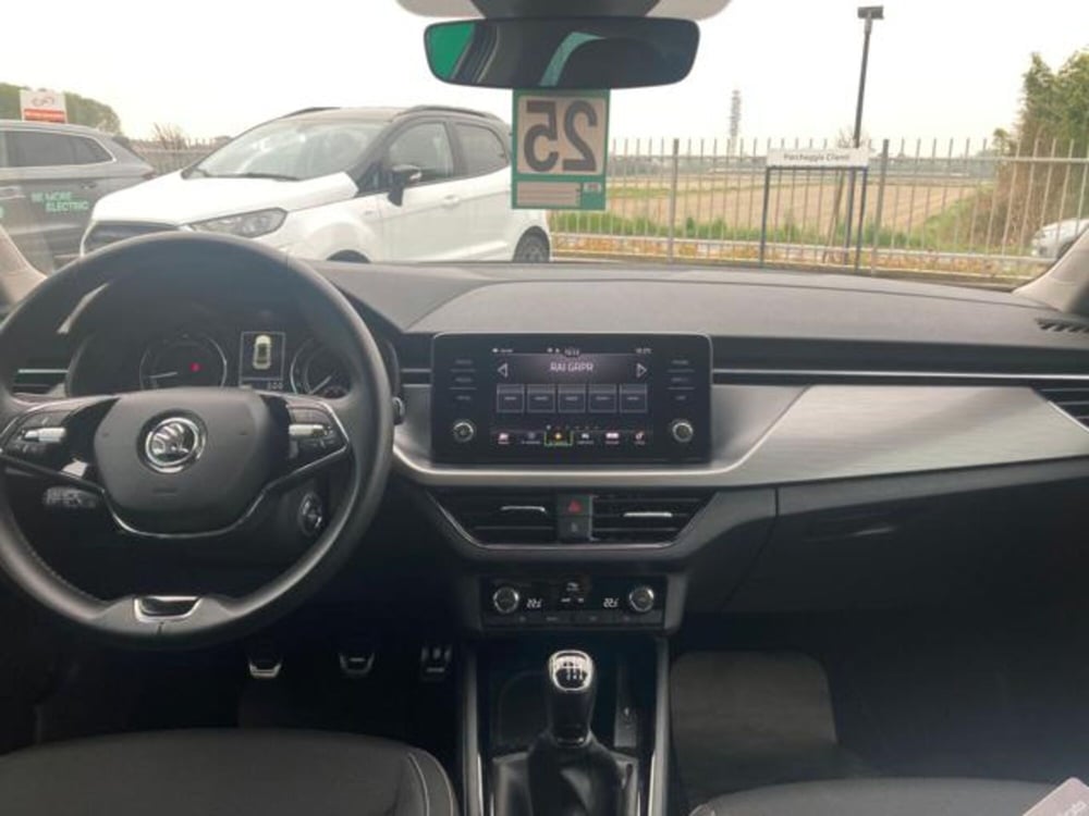 Skoda Kamiq usata a Novara (10)