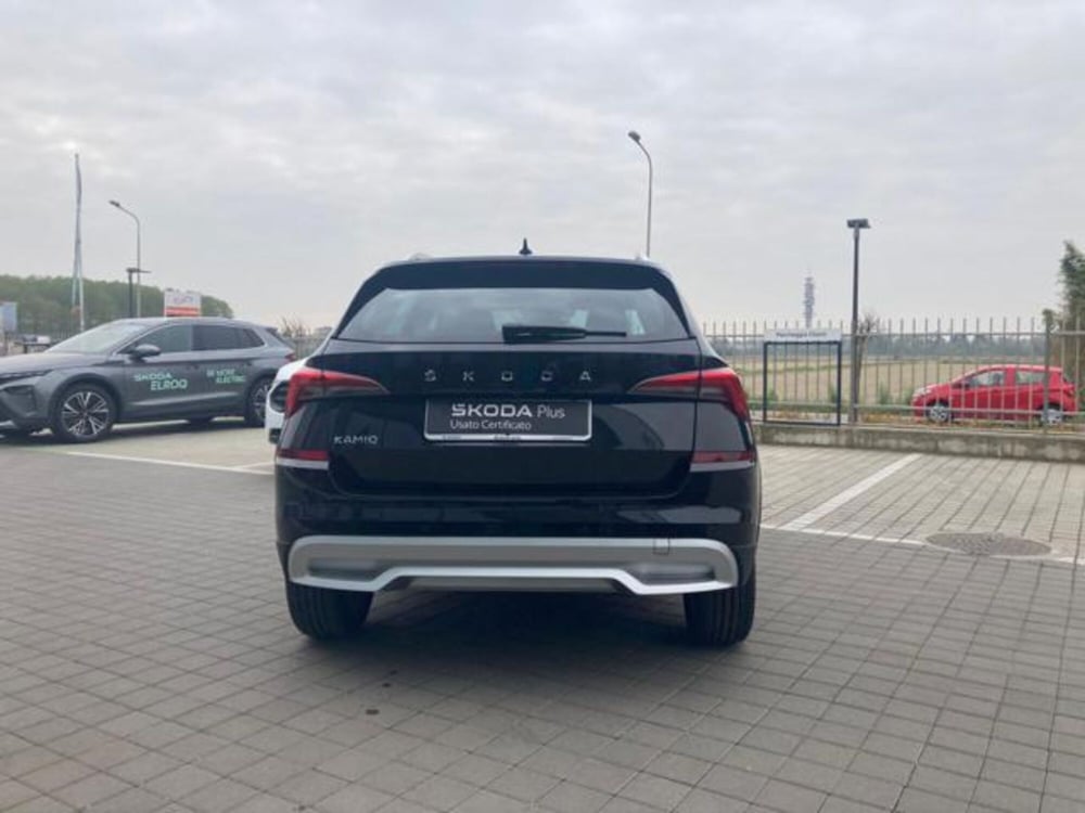 Skoda Kamiq usata a Novara (6)