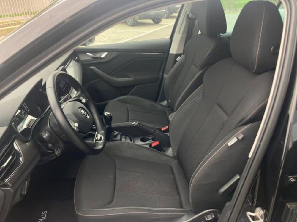 Skoda Kamiq usata a Novara (8)