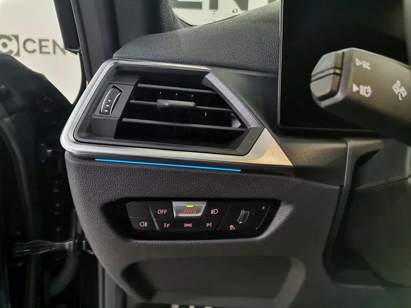 BMW i4 nuova a Salerno (11)