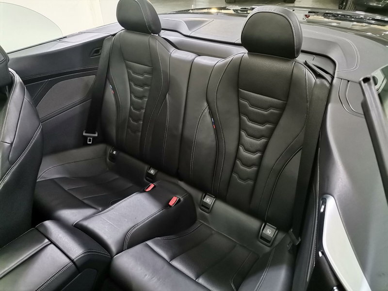 BMW Serie 8 Cabrio usata a Salerno (11)