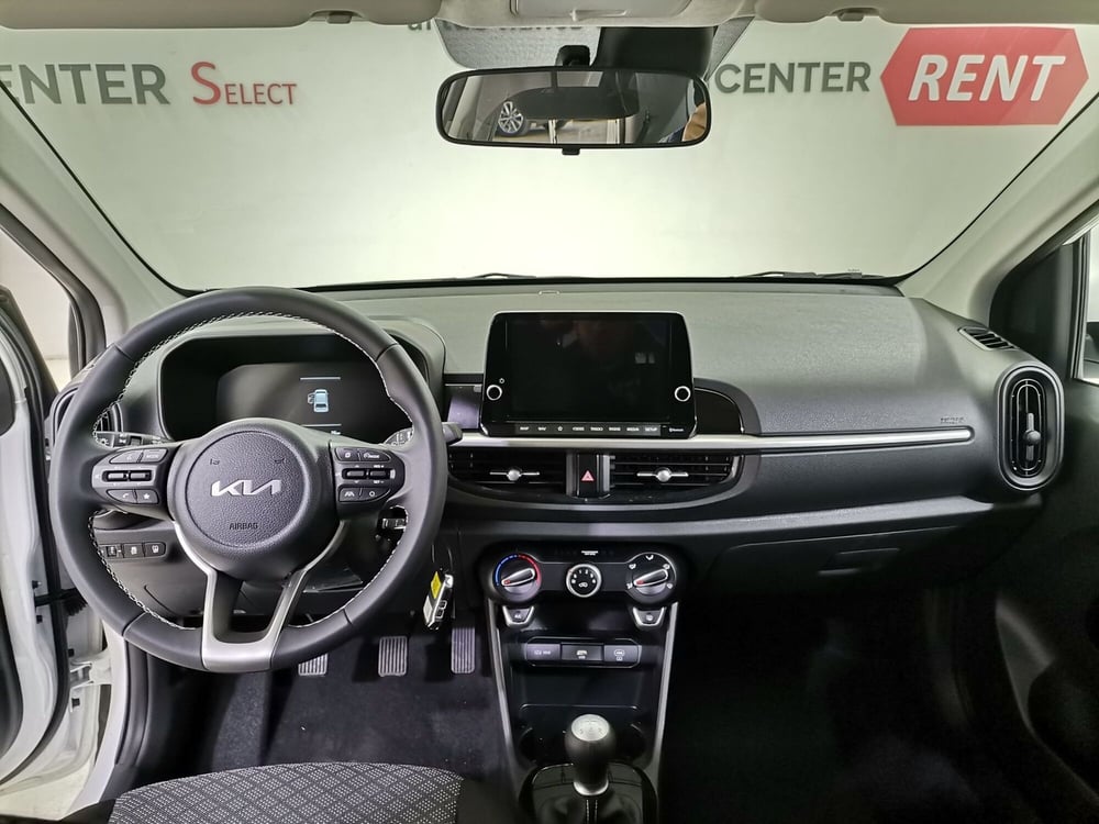 Kia Picanto nuova a Salerno (7)
