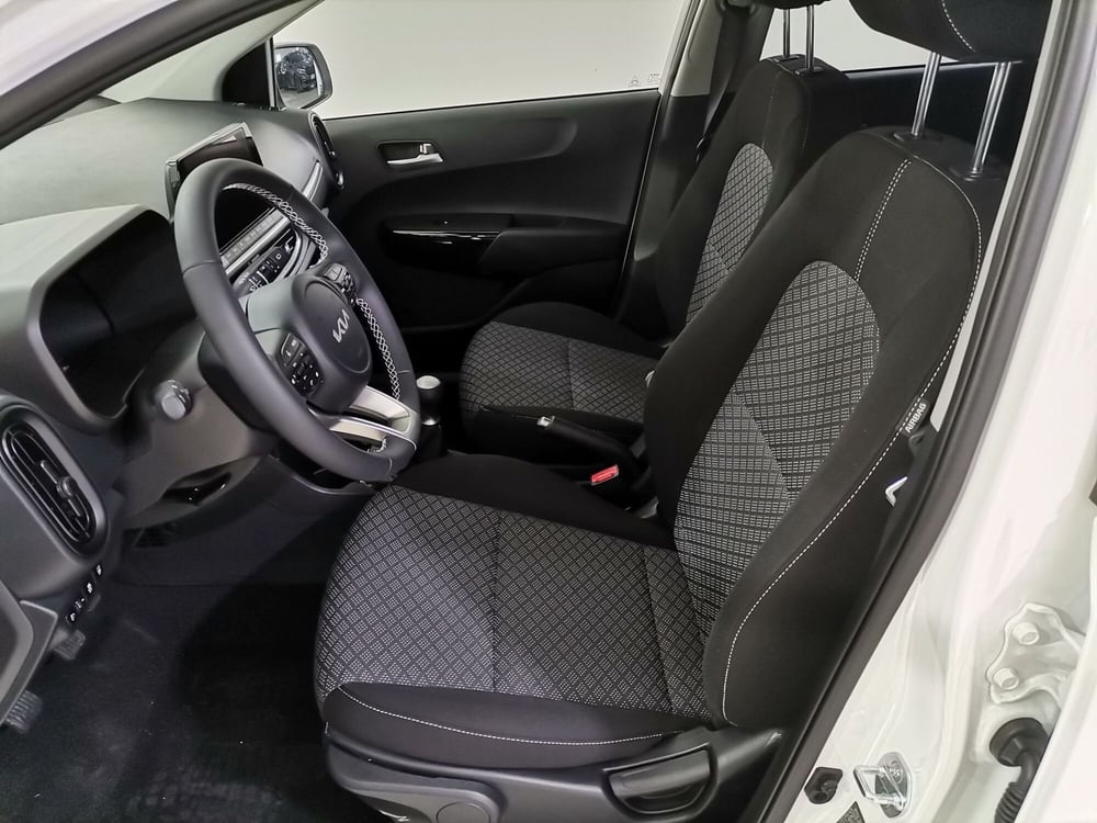 Kia Picanto nuova a Salerno (9)