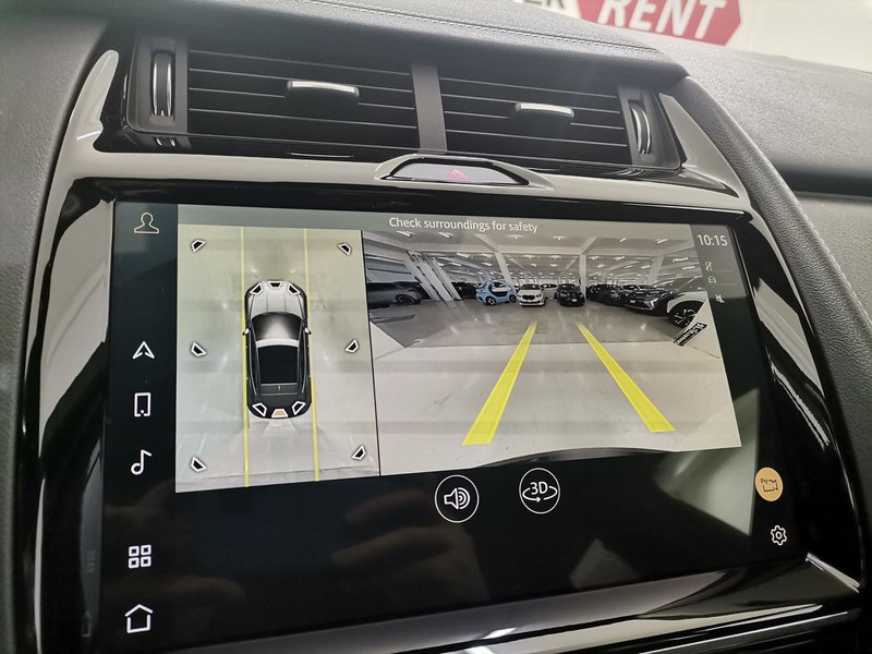 Jaguar E-Pace usata a Salerno (17)