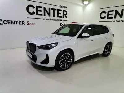 BMW iX1 edrive 20 MSport Pro del 2024 usata a Salerno