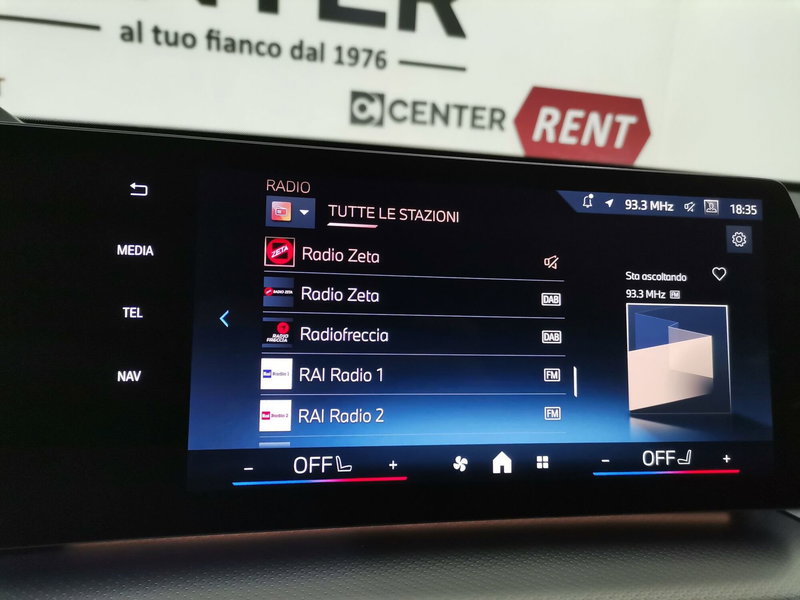 BMW iX1 usata a Salerno (19)