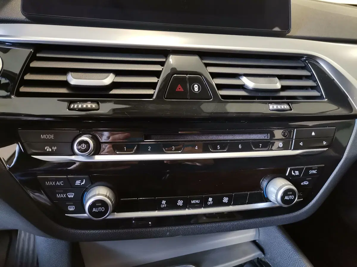BMW Serie 5 Touring usata a Salerno (10)