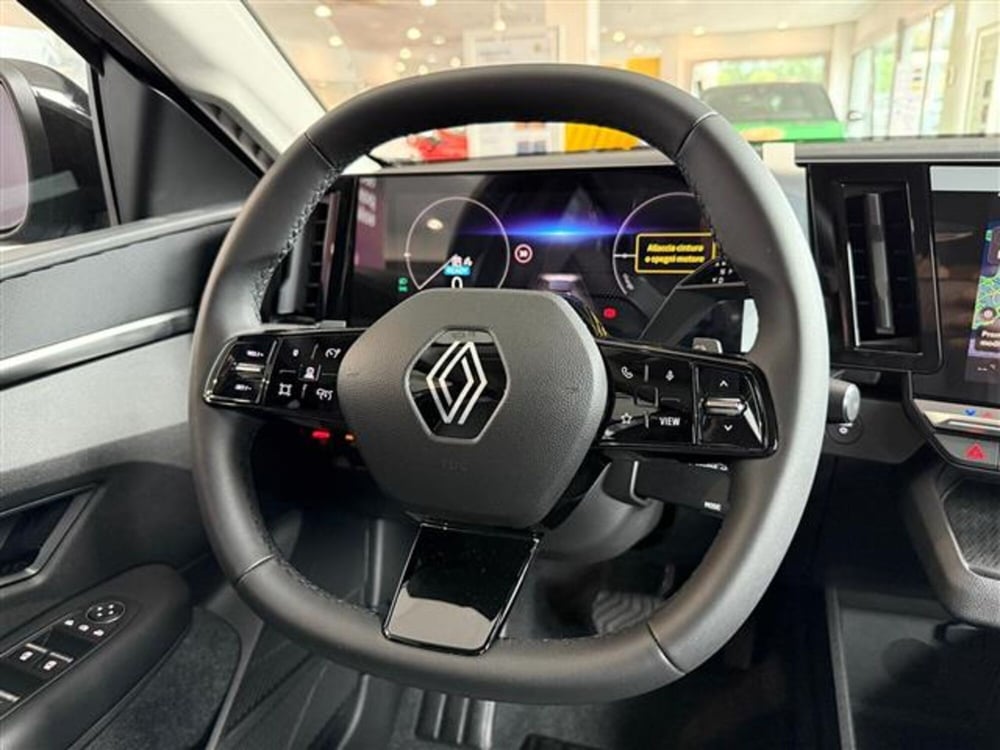 Renault Megane E-Tech Electric nuova a Cremona (10)