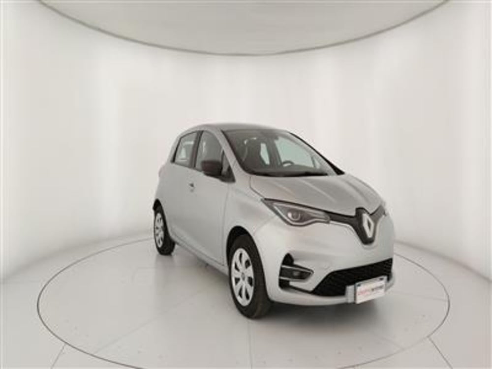 Renault Zoe usata a Bari (11)