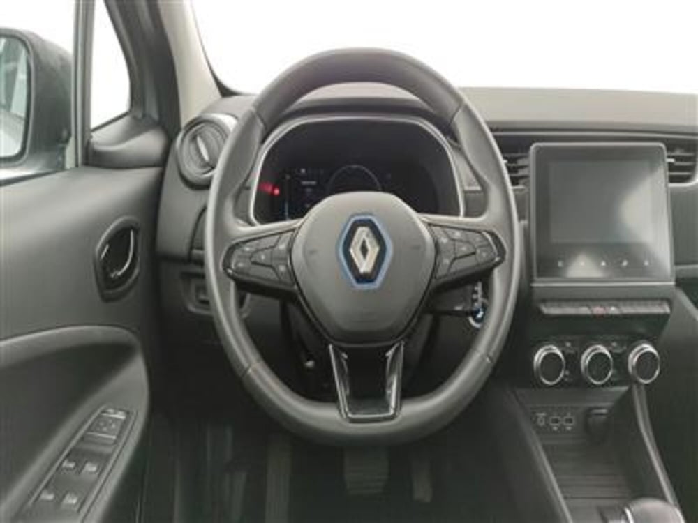 Renault Zoe usata a Bari (15)