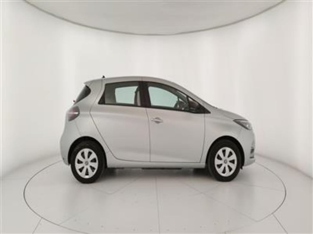Renault Zoe usata a Bari (9)