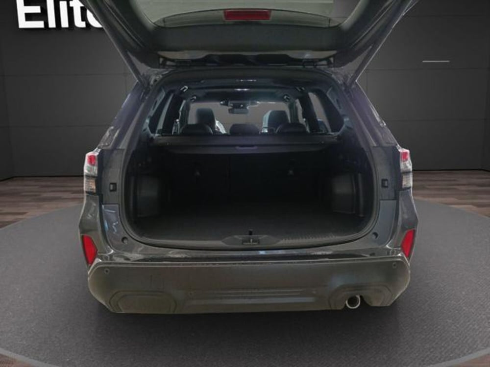 Subaru Forester nuova a Milano (18)