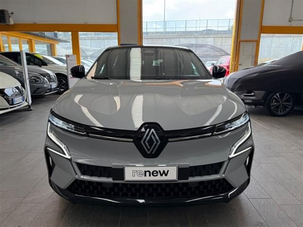 Renault Megane E-Tech Electric nuova a Cremona (2)