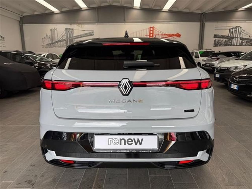 Renault Megane E-Tech Electric nuova a Cremona (4)