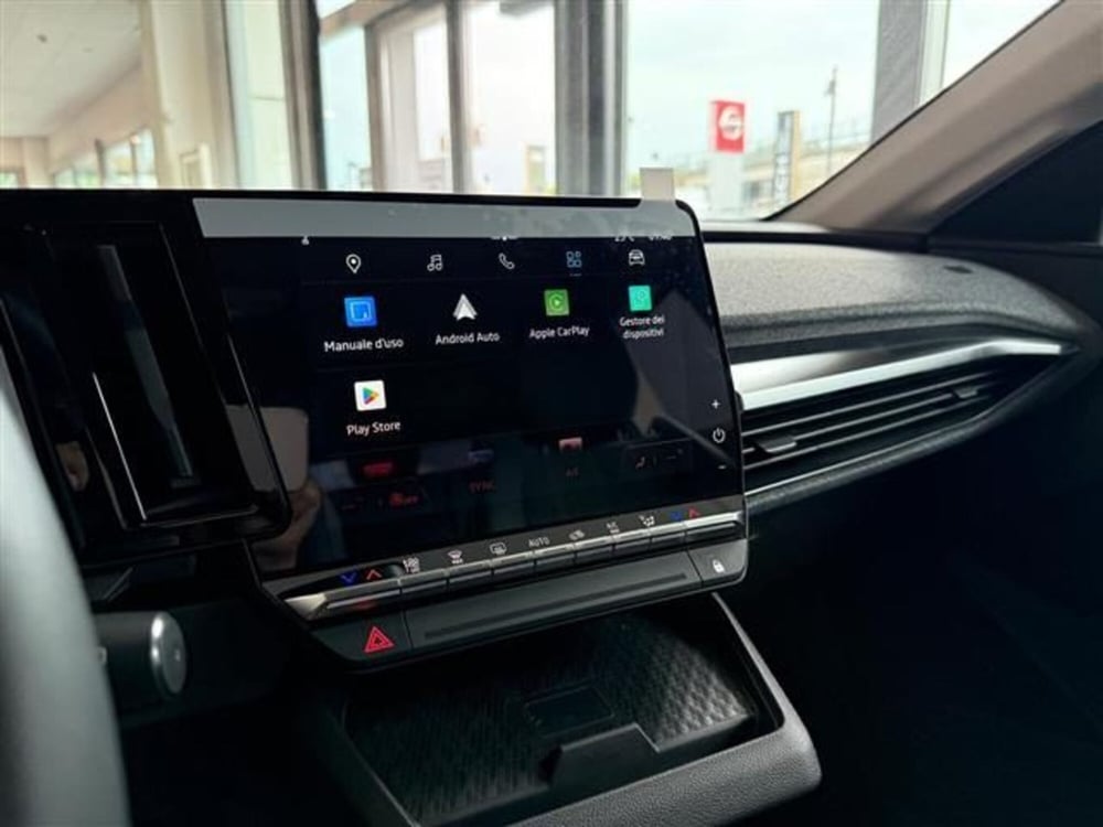 Renault Megane E-Tech Electric nuova a Cremona (13)