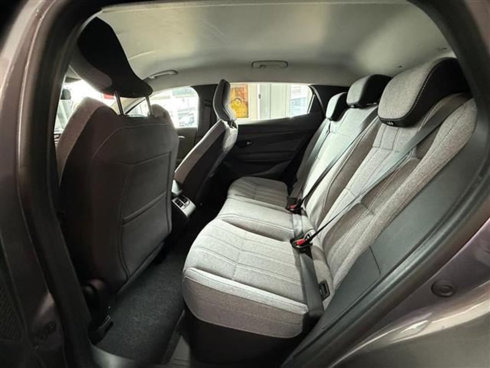 Renault Megane E-Tech Electric nuova a Cremona (7)