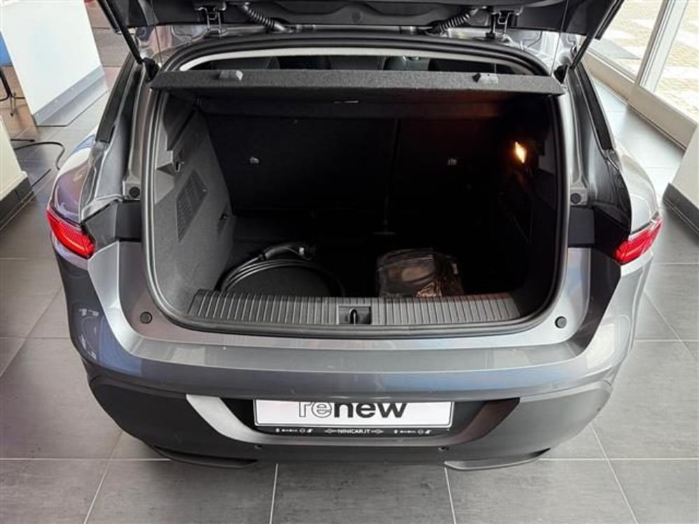 Renault Megane E-Tech Electric nuova a Cremona (8)