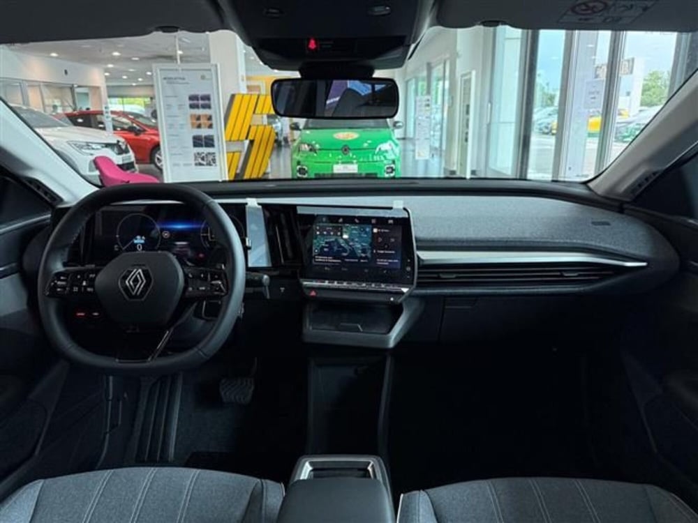 Renault Megane E-Tech Electric nuova a Cremona (9)