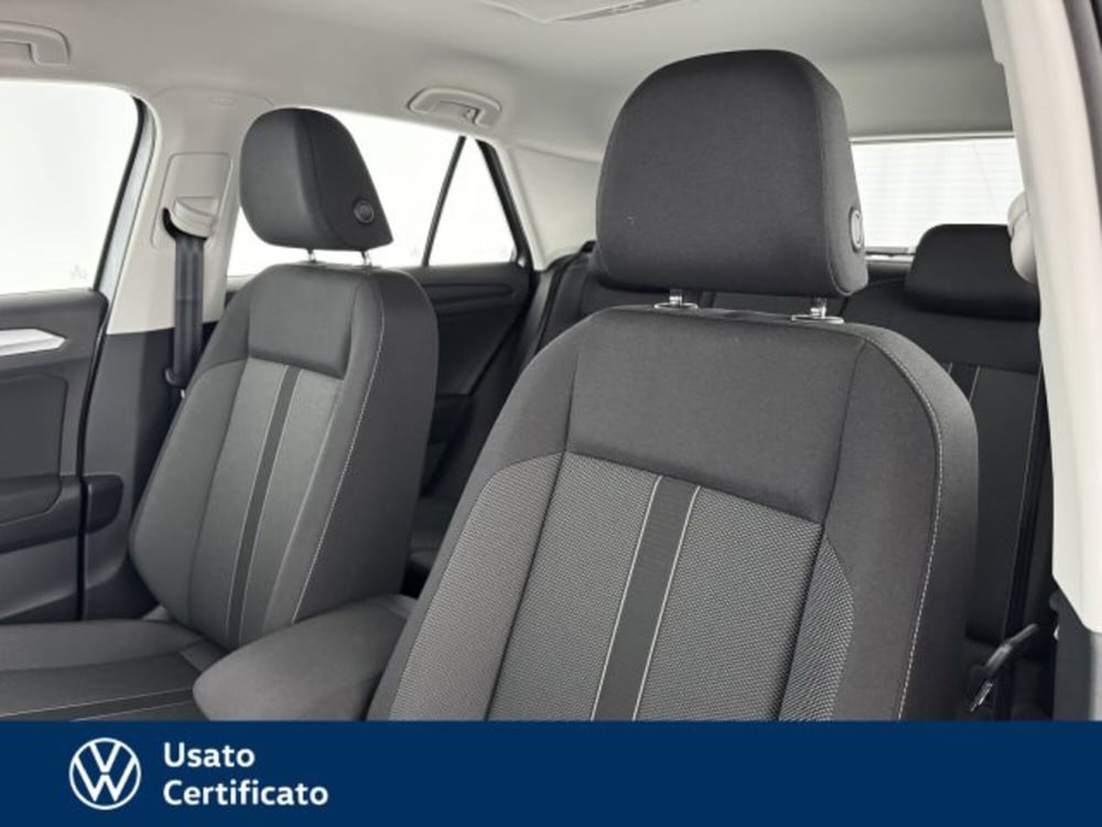 Volkswagen T-Roc nuova a Vicenza (8)