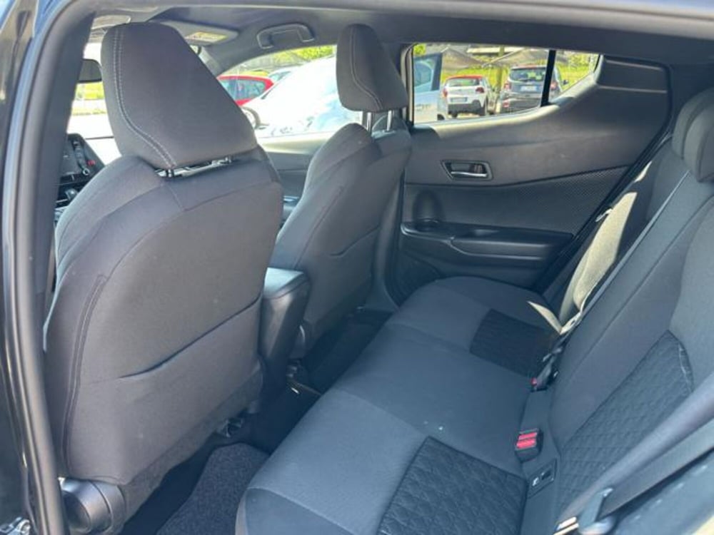 Toyota Toyota C-HR usata a Pordenone (14)